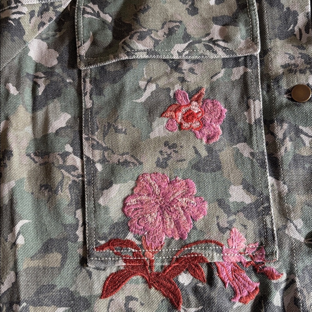 Pilcro Embroidered Utility Jacket Anthropologie - Picture 15 of 15